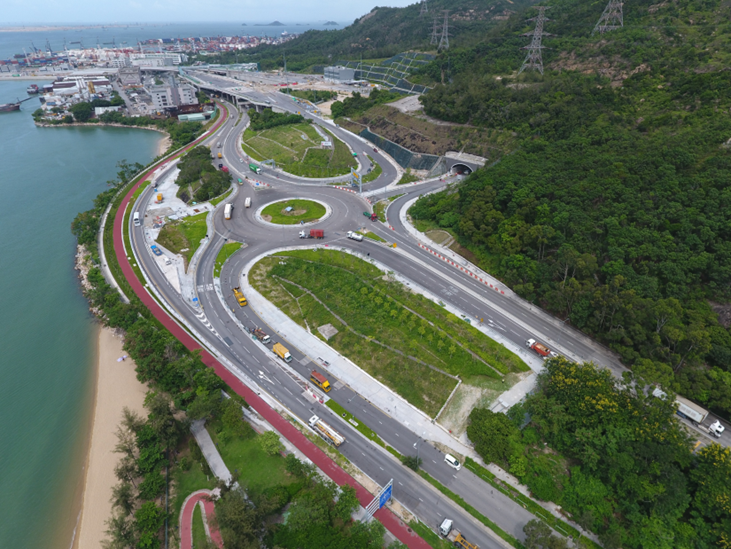 中标香港屯门至赤鱲角连接路–北面连接路项目，跻身香港大型工程承包商行列